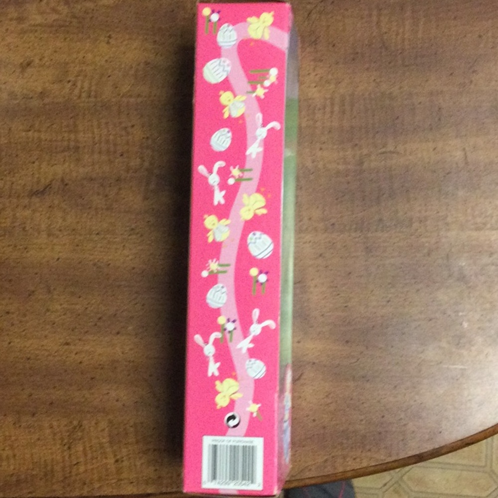 1998 Easter Surprise Barbie New in Box - Picture 3 of 7